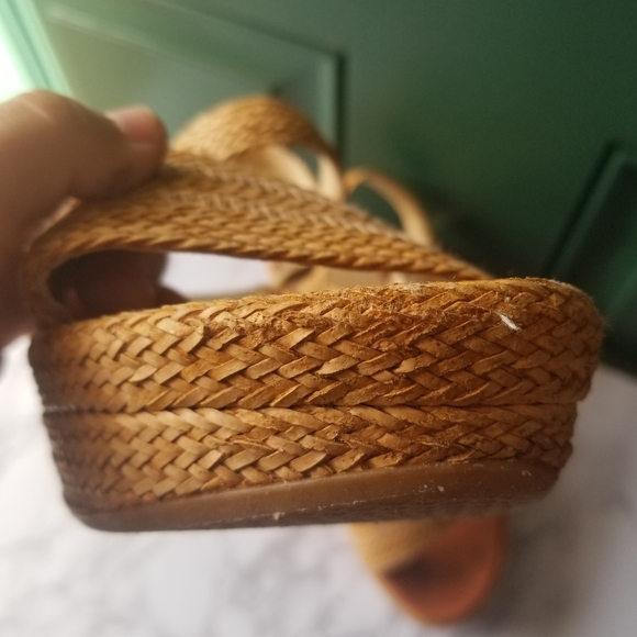 Stuart Weitzman Plaform Sandals - Picture 5 of 7